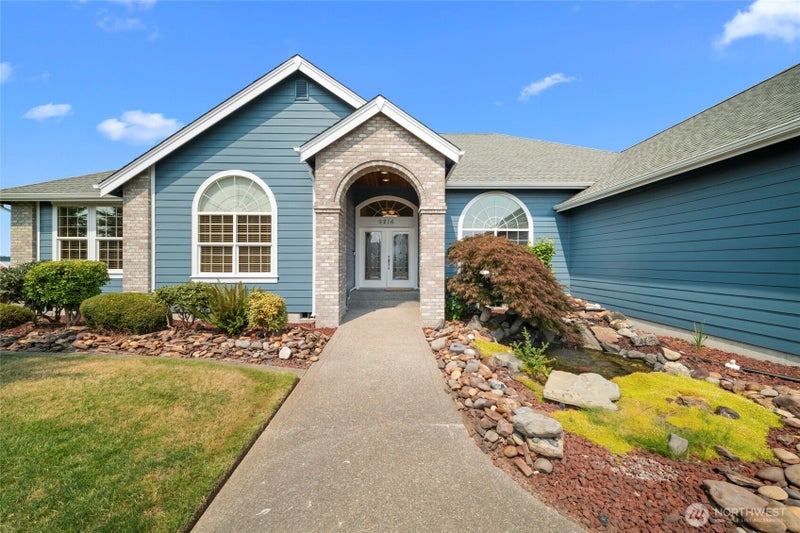 9216 Milburn Loop SE