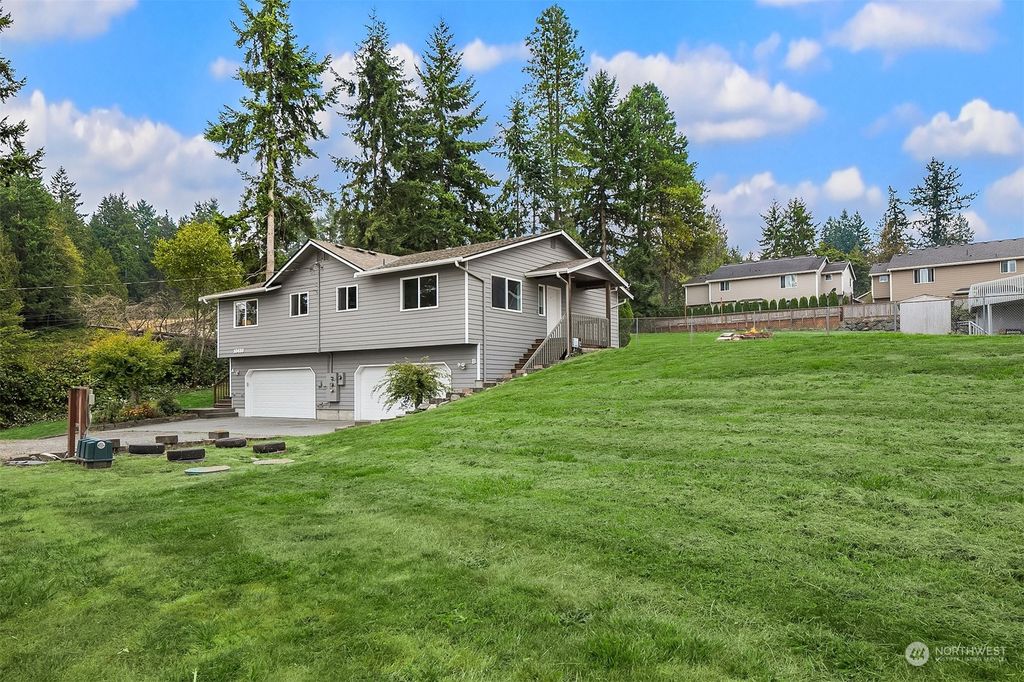 Photo of 10630 S Lake Stevens Road, Lake Stevens, WA 98258 (MLS # 2157477)