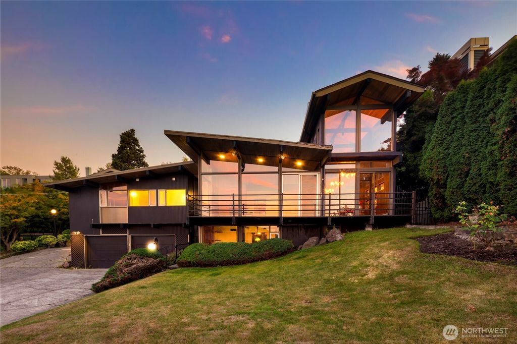 Photo of 3653 W Commodore Way, Seattle, WA 98199 (MLS # 2464527)