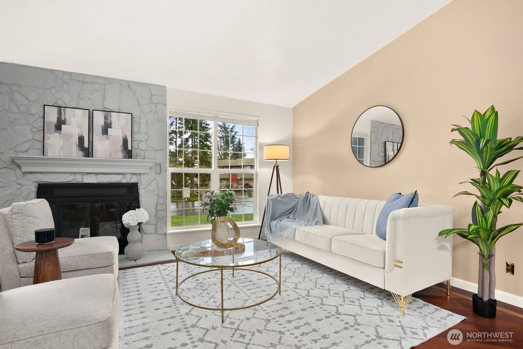 Photo of 12821 87th Avenue NE, Kirkland, WA 98034 (MLS # 2489792)