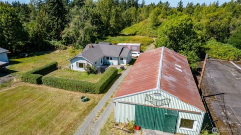 Photo of 3817 E Sunset Drive, Bellingham, WA 98226 (MLS # 2424839)