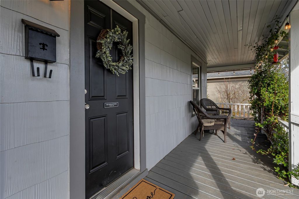 Photo of 1117 S 61st Street, Tacoma, WA 98408 (MLS # 2499734)