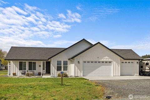 Photo of 370 Deer Meadow Drive, Cle Elum, WA 98922 (MLS # 2512936)