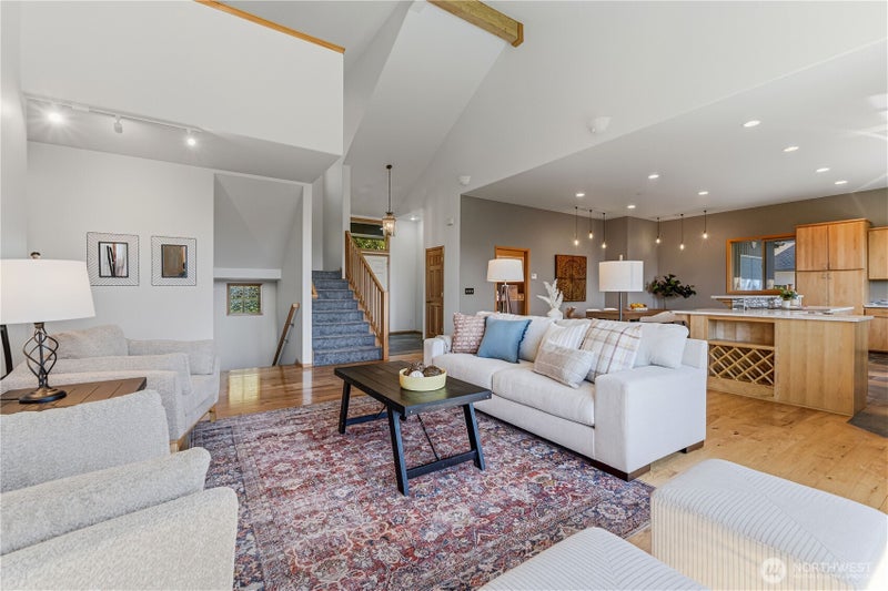 323 Stoneybrook Lane
