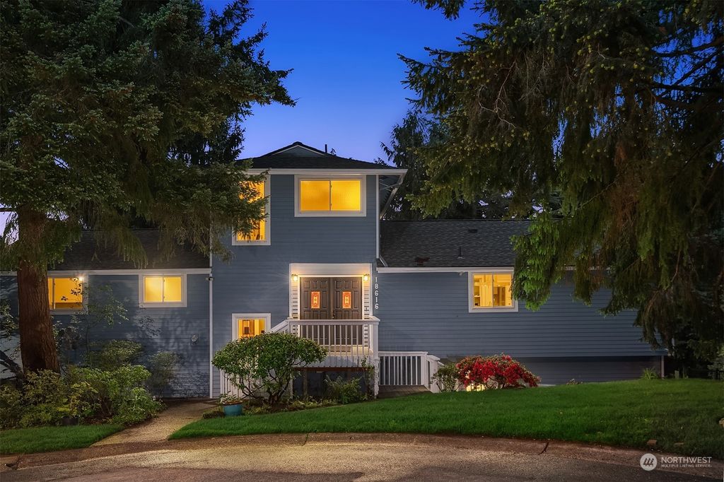 Photo of 18616 65th Court NE, Kenmore, WA 98028 (MLS # 2073152)