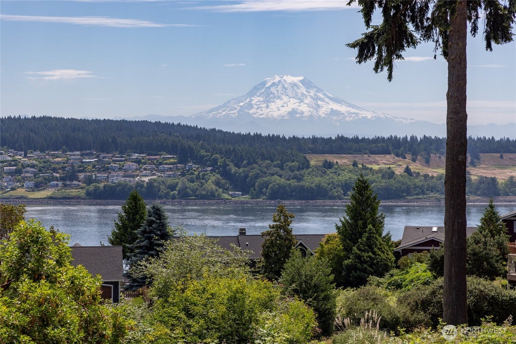 Photo of 1268 Pilchuck Drive, Fox Island, WA 98333 (MLS # 2594633)