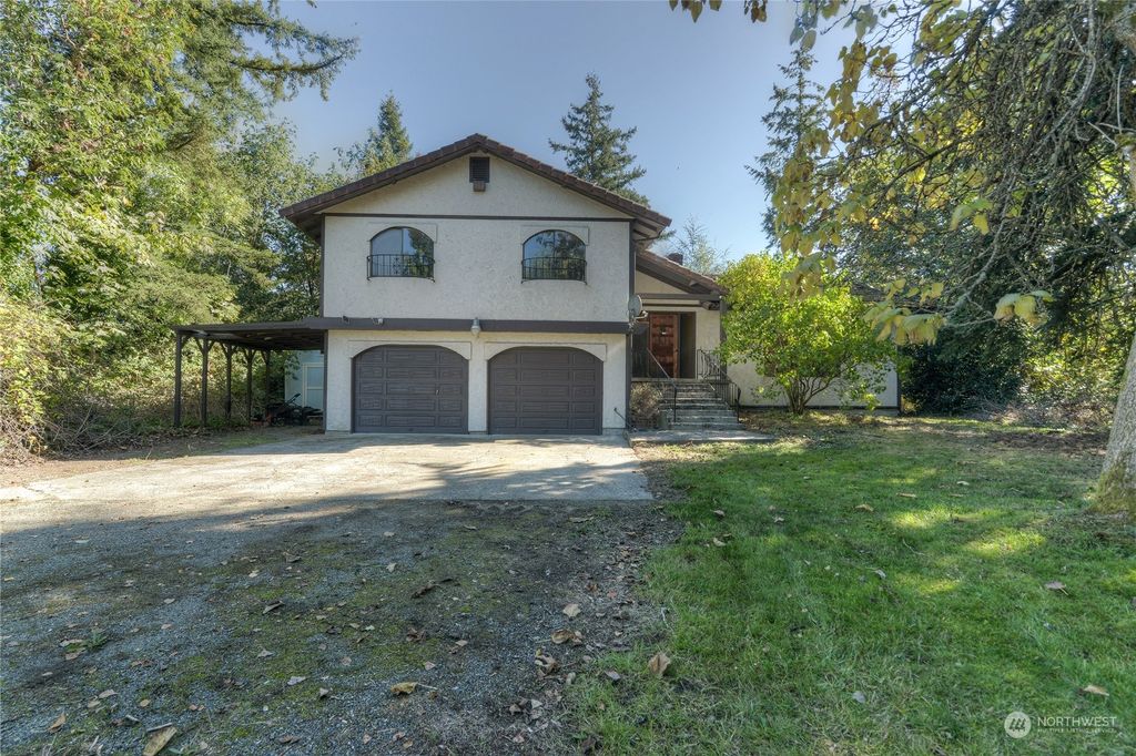 Photo of 2511 SW 347th Street, Federal Way, WA 98023 (MLS # 2328893)