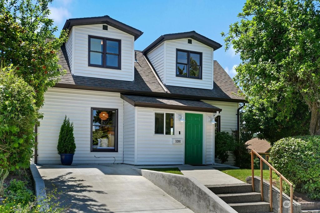Photo of 3201 S Byron Street, Seattle, WA 98144 (MLS # 2067749)