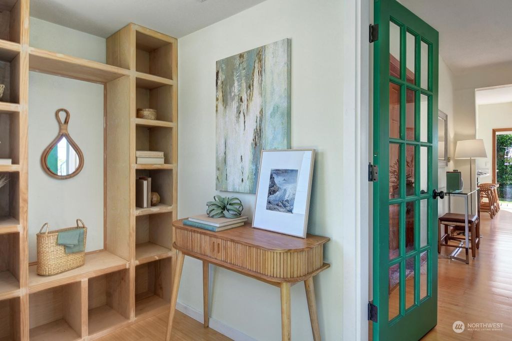 Photo of 3201 S Byron Street, Seattle, WA 98144 (MLS # 2067749)