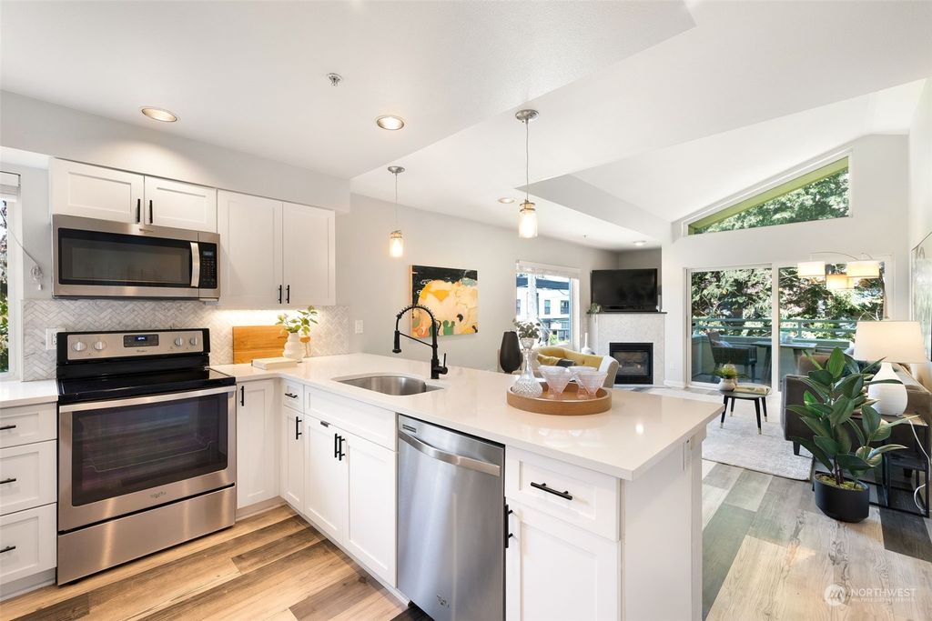 Photo of 6300 32nd Avenue NW #305, Seattle, WA 98107 (MLS # 2140546)
