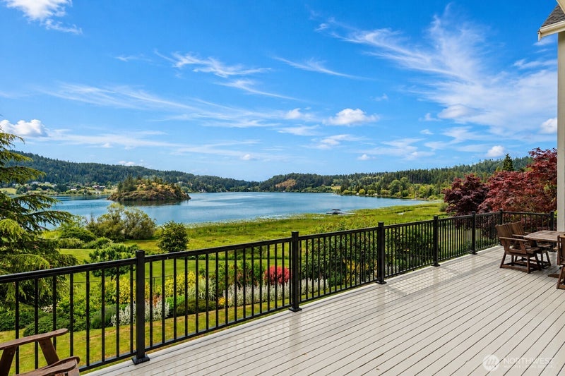 5663 S Campbell Lake Road