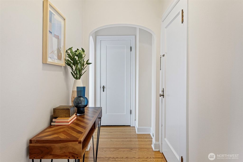 Photo of 711 Belmont Place E #304, Seattle, WA 98102 (MLS # 2503631)