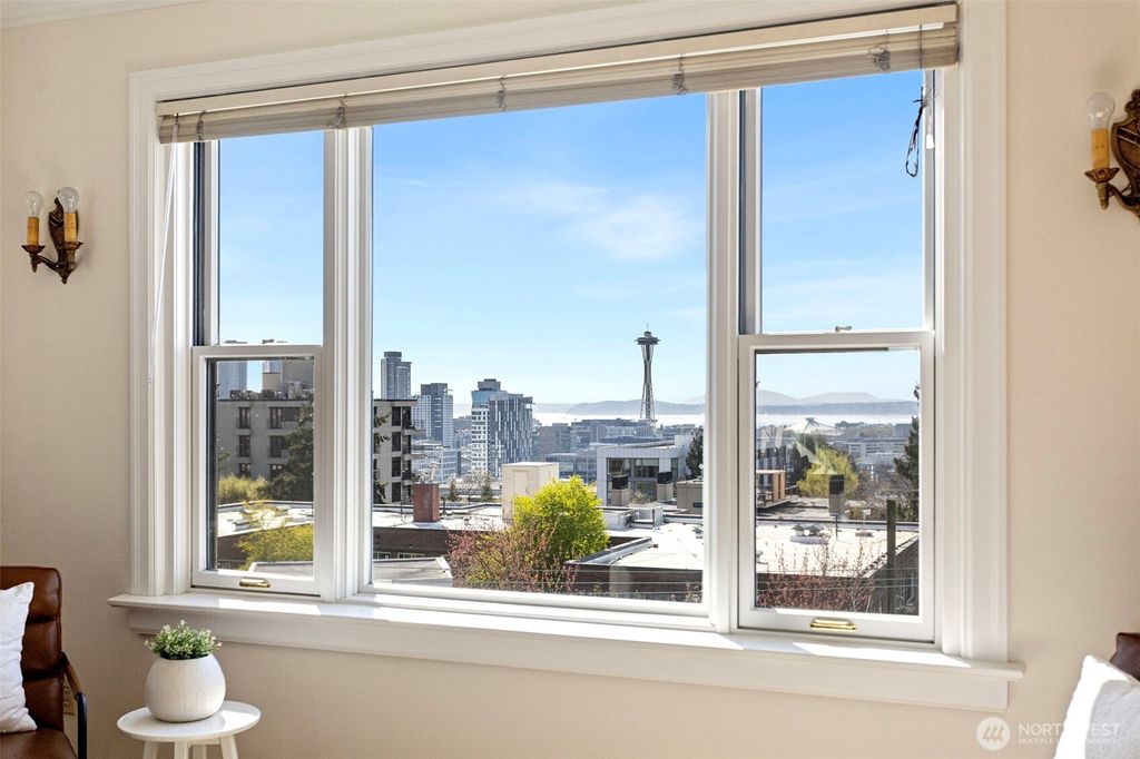 Photo of 711 Belmont Place E #304, Seattle, WA 98102 (MLS # 2503631)