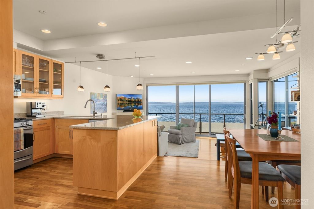 Photo of 1350 Alki Avenue SW #2N, Seattle, WA 98116 (MLS # 2437248)