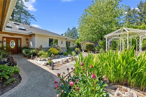 Photo of 4076 S Camano Drive, Camano Island, WA 98282 (MLS # 2575916)