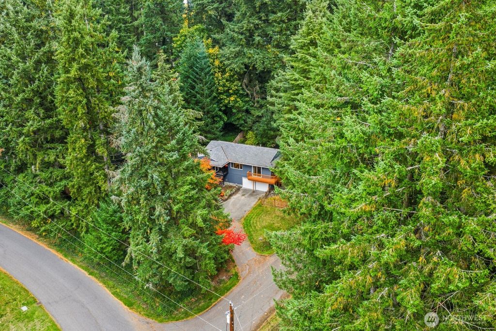 Photo of 17429 17th Avenue W, Lynnwood, WA 98037 (MLS # 2449097)