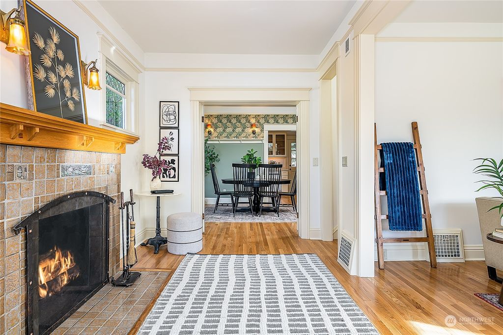 Photo of 3140 35th Avenue S, Seattle, WA 98144 (MLS # 2328181)