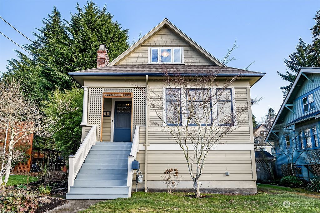 Photo of 3140 35th Avenue S, Seattle, WA 98144 (MLS # 2328181)