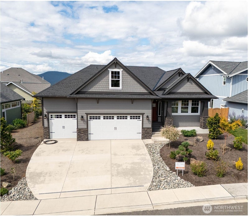3816 Rock Ridge Parkway