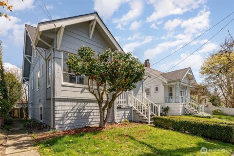 Photo of 4814 36th Avenue NE, Seattle, WA 98105 (MLS # 2519521)