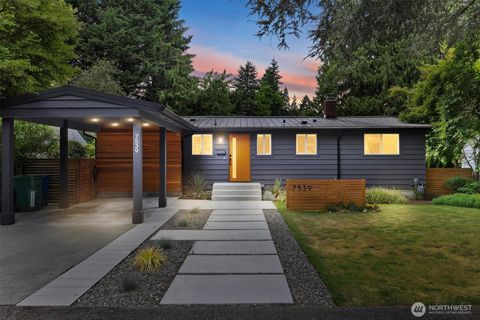 7539 24th Avenue NE Seattle WA 98115