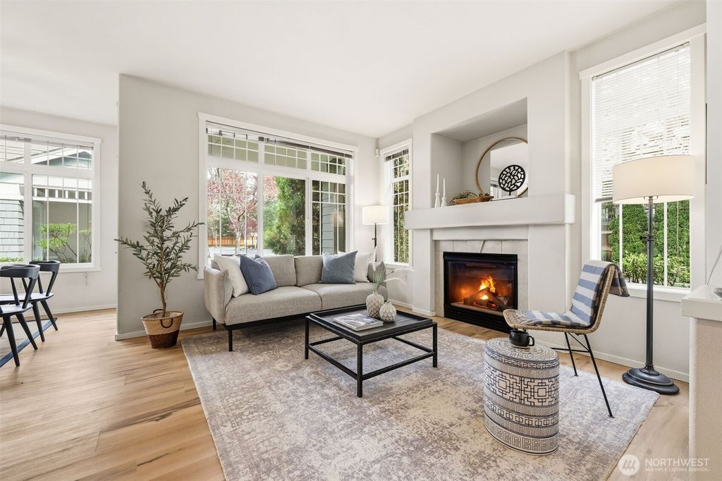 Photo of 4322 NE 5th Court #106, Renton, WA 98059 (MLS # 2507843)