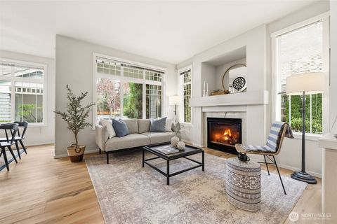 Photo of 4322 NE 5th Court #106, Renton, WA 98059 (MLS # 2507843)