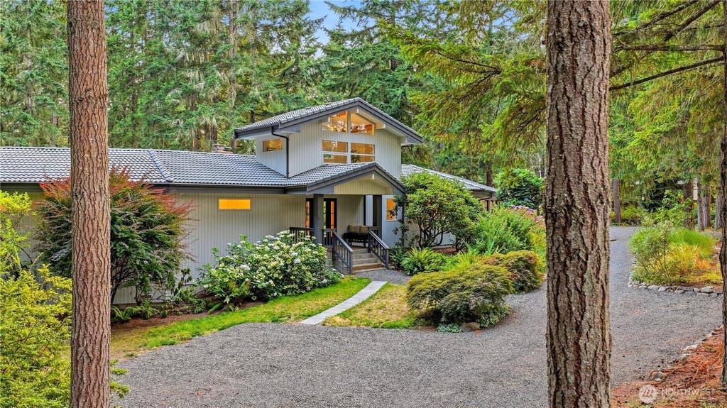 Photo of 7575 NE New Brooklyn Road, Bainbridge Island, WA 98110 (MLS # 2569074)