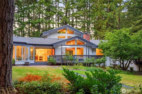 Photo of 7575 NE New Brooklyn Road, Bainbridge Island, WA 98110 (MLS # 2569074)