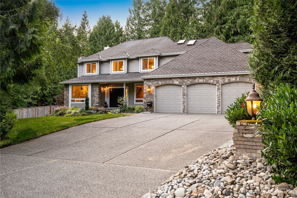 Photo of 23714 NE 61st Street, Redmond, WA 98053 (MLS # 2139439)