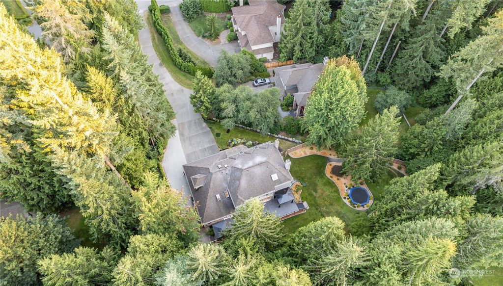 Photo of 23714 NE 61st Street, Redmond, WA 98053 (MLS # 2139439)