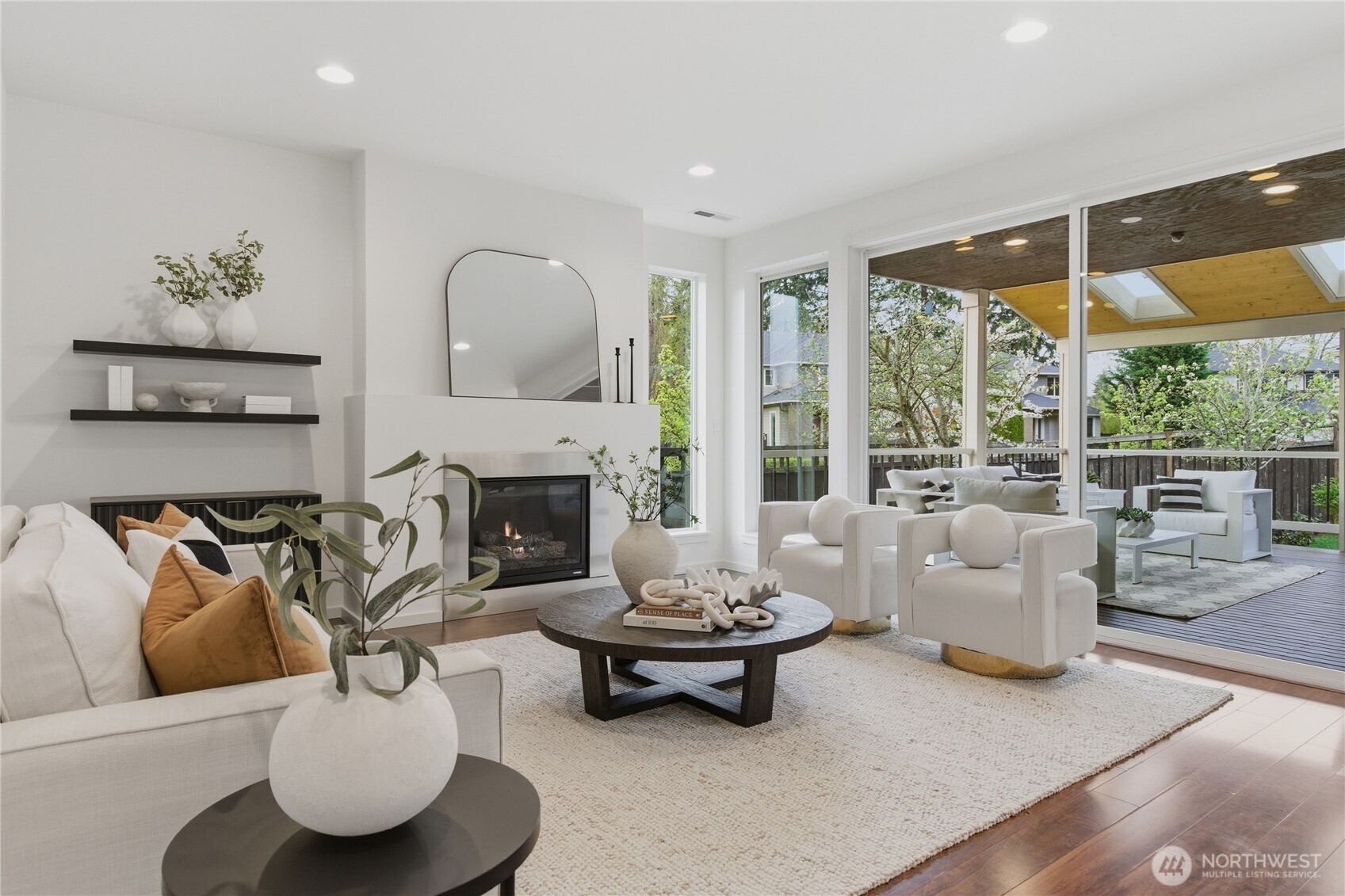 3806 NE 23rd Place