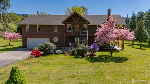 Photo of 4311 NW 419th St, Woodland, WA 98674 (MLS # 2514640)