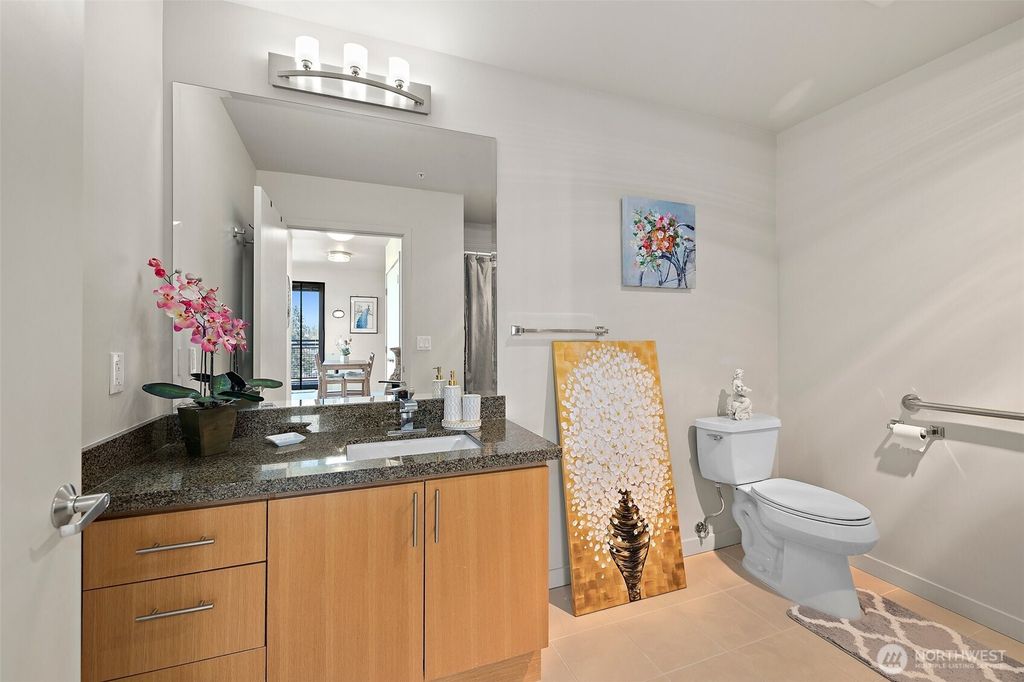 listing image 9365136492199828780