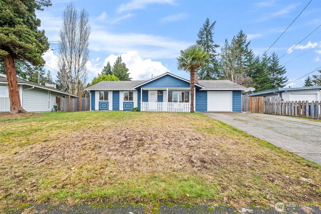 Photo of 16519 116th Place SE, Renton, WA 98058 (MLS # 2471510)