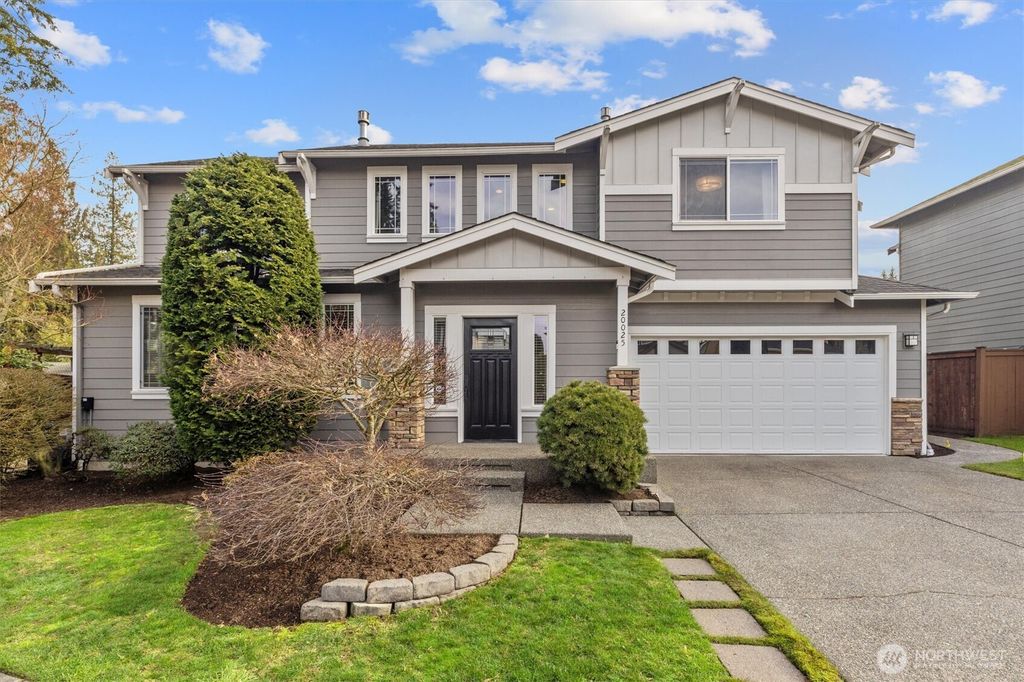 Photo of 20025 11th Avenue W, Lynnwood, WA 98036 (MLS # 2470460)
