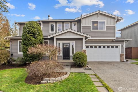 Photo of 20025 11th Avenue W, Lynnwood, WA 98036 (MLS # 2470460)