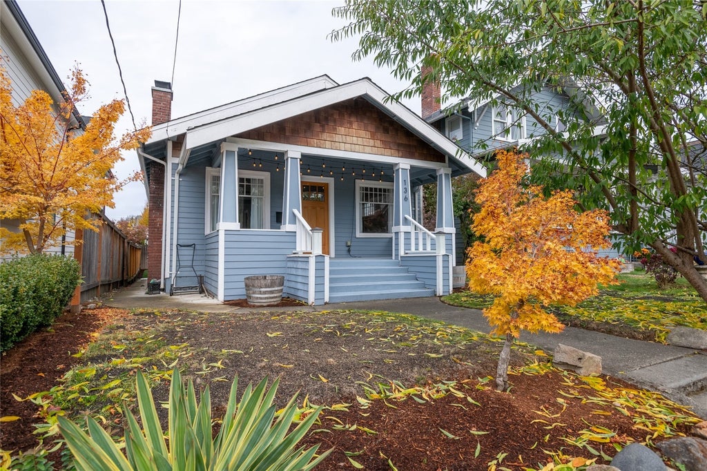 Photo of 136 NE 52nd Street, Seattle, WA 98105 (MLS # 2599550)