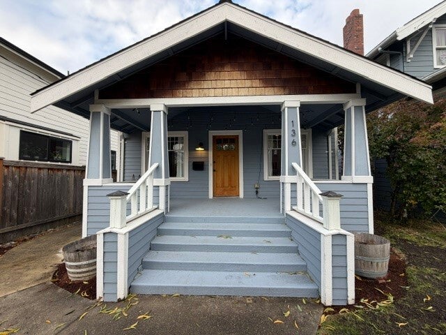 Photo of 136 NE 52nd Street, Seattle, WA 98105 (MLS # 2599550)