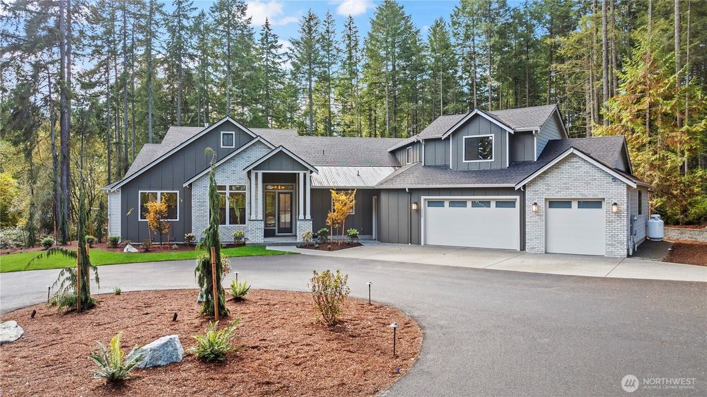 Photo of 10420 65th Avenue Ct NW, Gig Harbor, WA 98332 (MLS # 2502767)