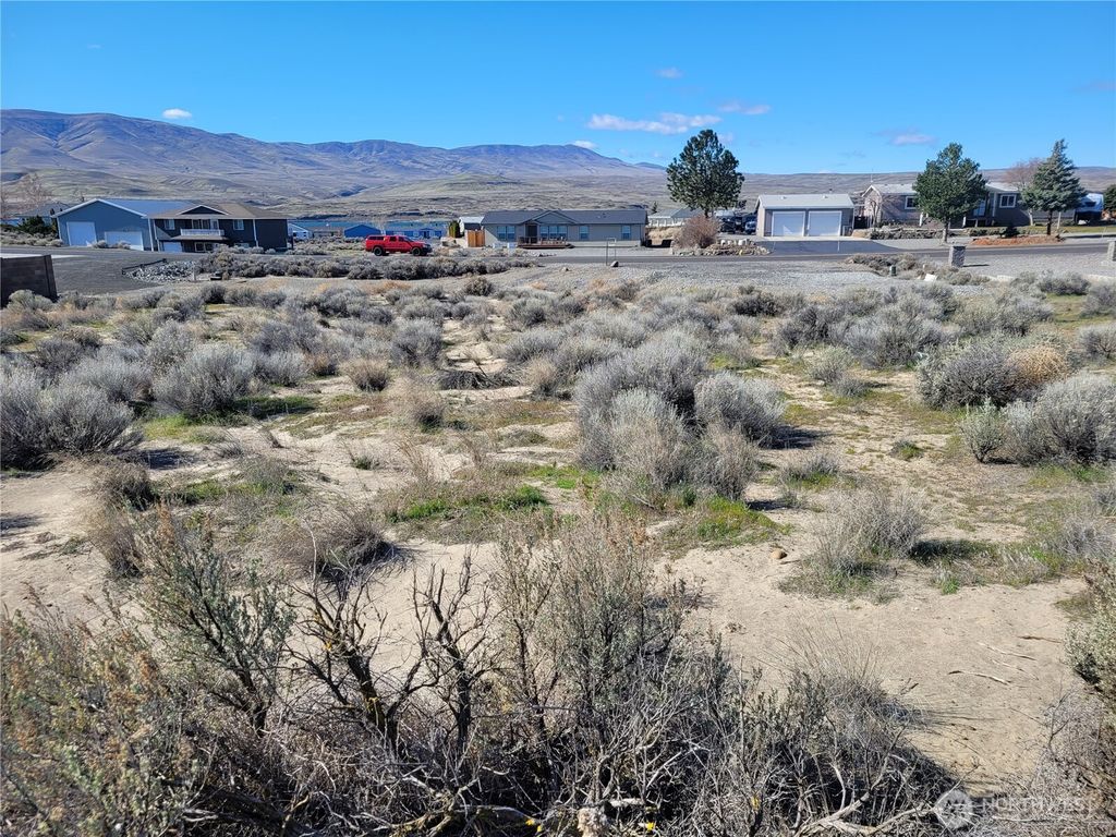 Photo of 509 SW Desert Aire Dr SW Dr #11, Mattawa, WA 99349 (MLS # 2488924)