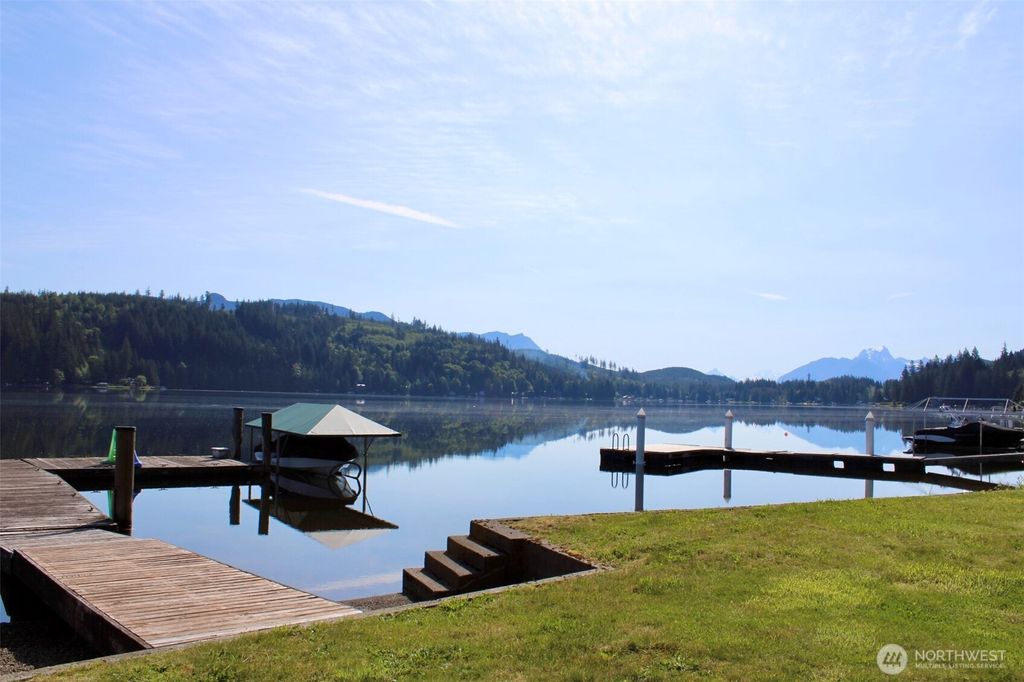 Photo of 34183 South Shore Drive, Mount Vernon, WA 98274 (MLS # 2521708)