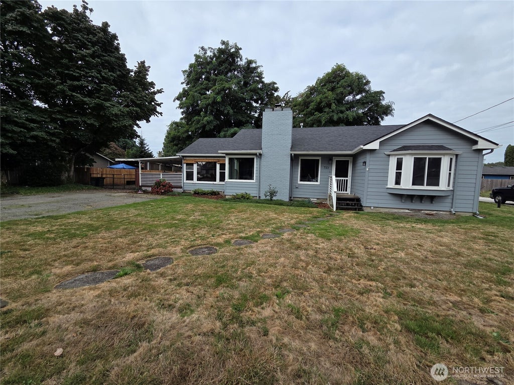 Photo of 733 2nd Street, Woodland, WA 98674 (MLS # 2581582)