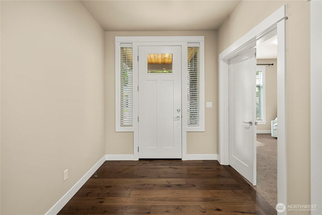 Photo of 22992 SE Sycamore Street, Black Diamond, WA 98010 (MLS # 2525784)