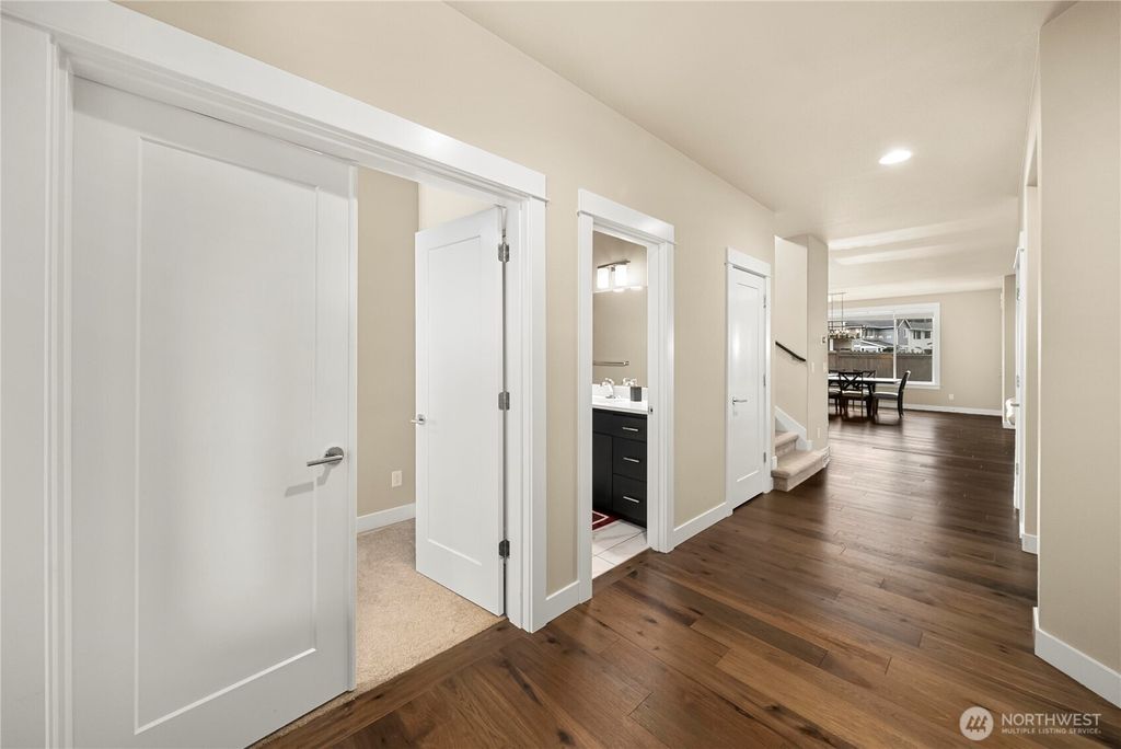 Photo of 22992 SE Sycamore Street, Black Diamond, WA 98010 (MLS # 2525784)
