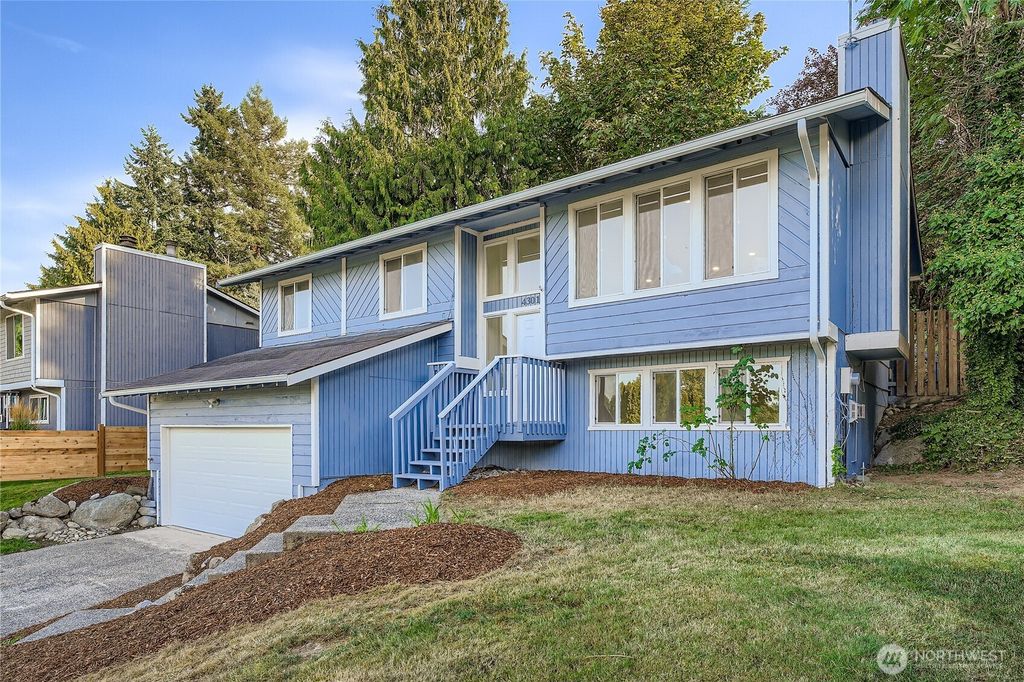 Photo of 4301 S 263rd Street, Kent, WA 98032 (MLS # 2426526)