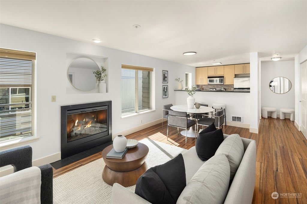 Photo of 1550 Eastlake Avenue E #506, Seattle, WA 98102 (MLS # 2280467)