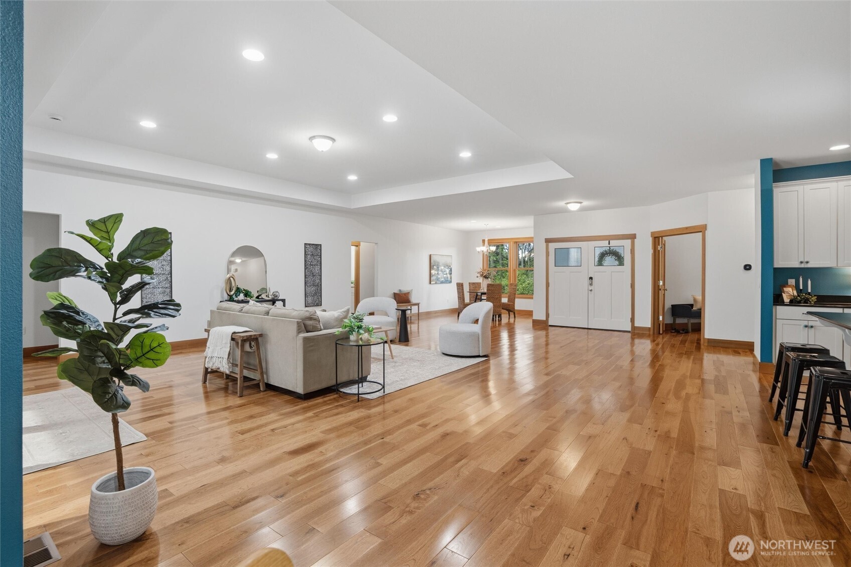 8283 NE 360th Street