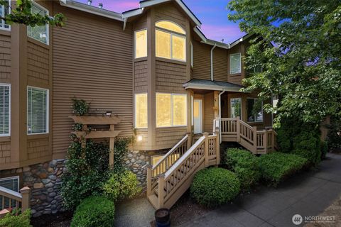 Photo of 420 NE Maple Leaf Place #A, Seattle, WA 98115 (MLS # 2401740)
