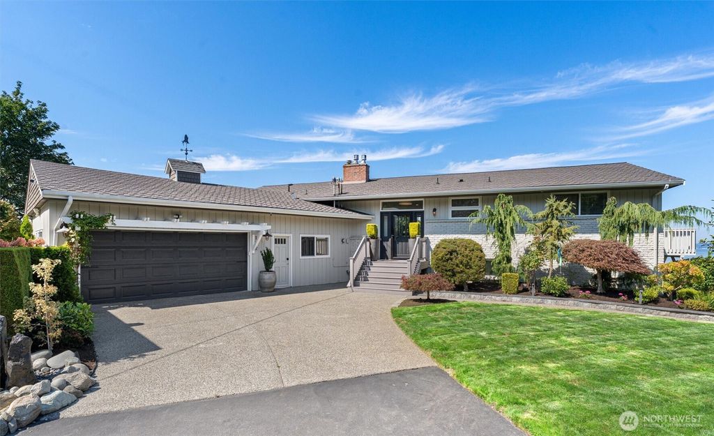 Photo of 5152 Sound Ave Ave, Everett, WA 98203 (MLS # 2428229)